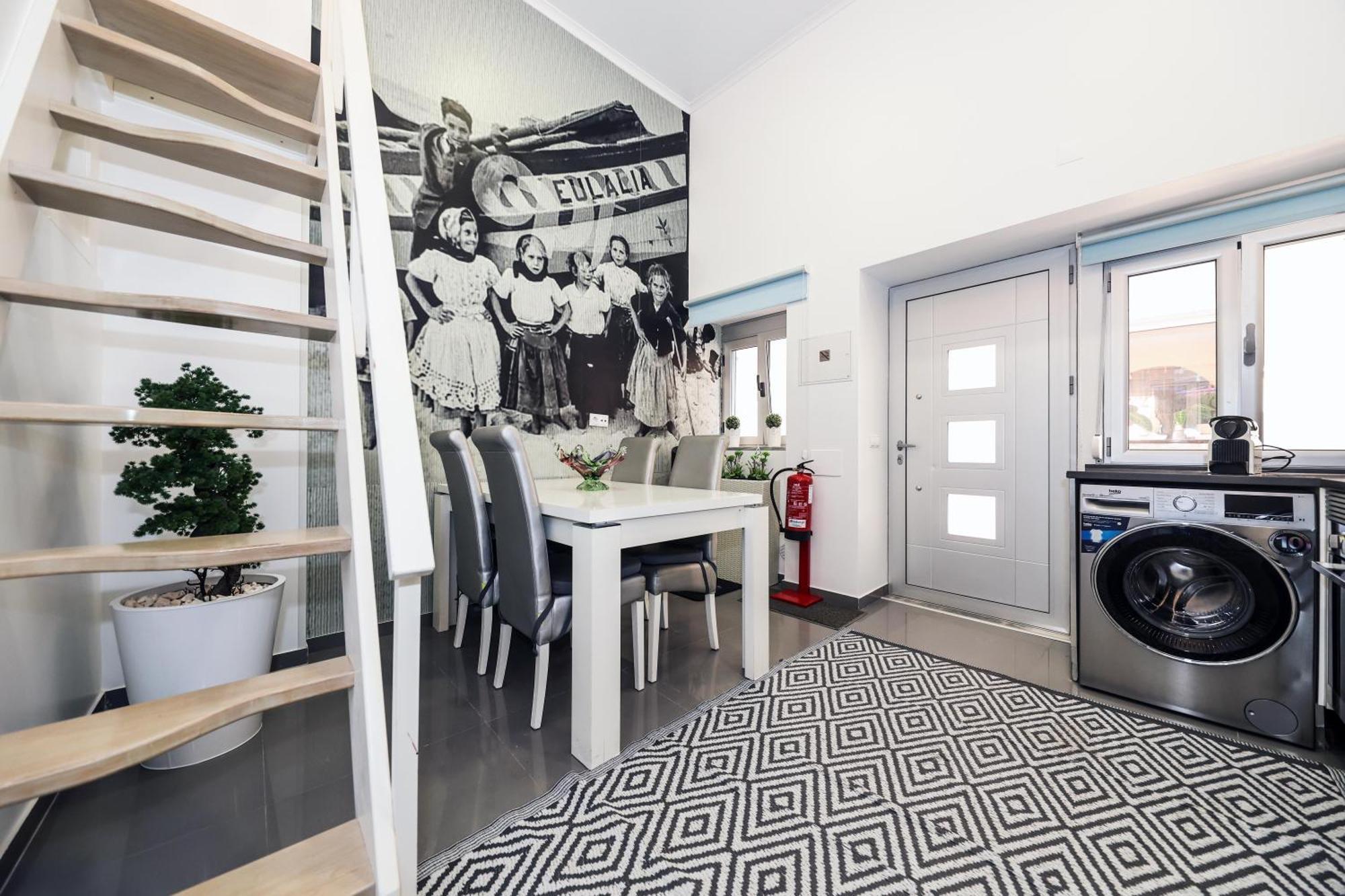 Dina Beach House Nazare Luaran gambar
